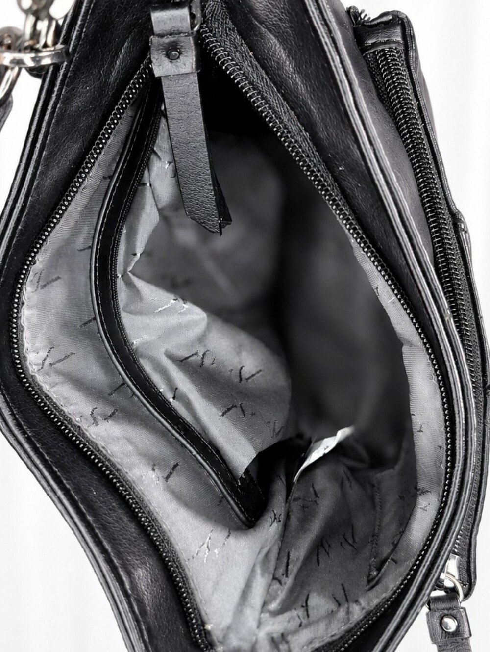 👜 Simply Vera Vera Wang Black Leather Crossbody Shoulder Bag Adjustable Purse - Picture 5 of 8